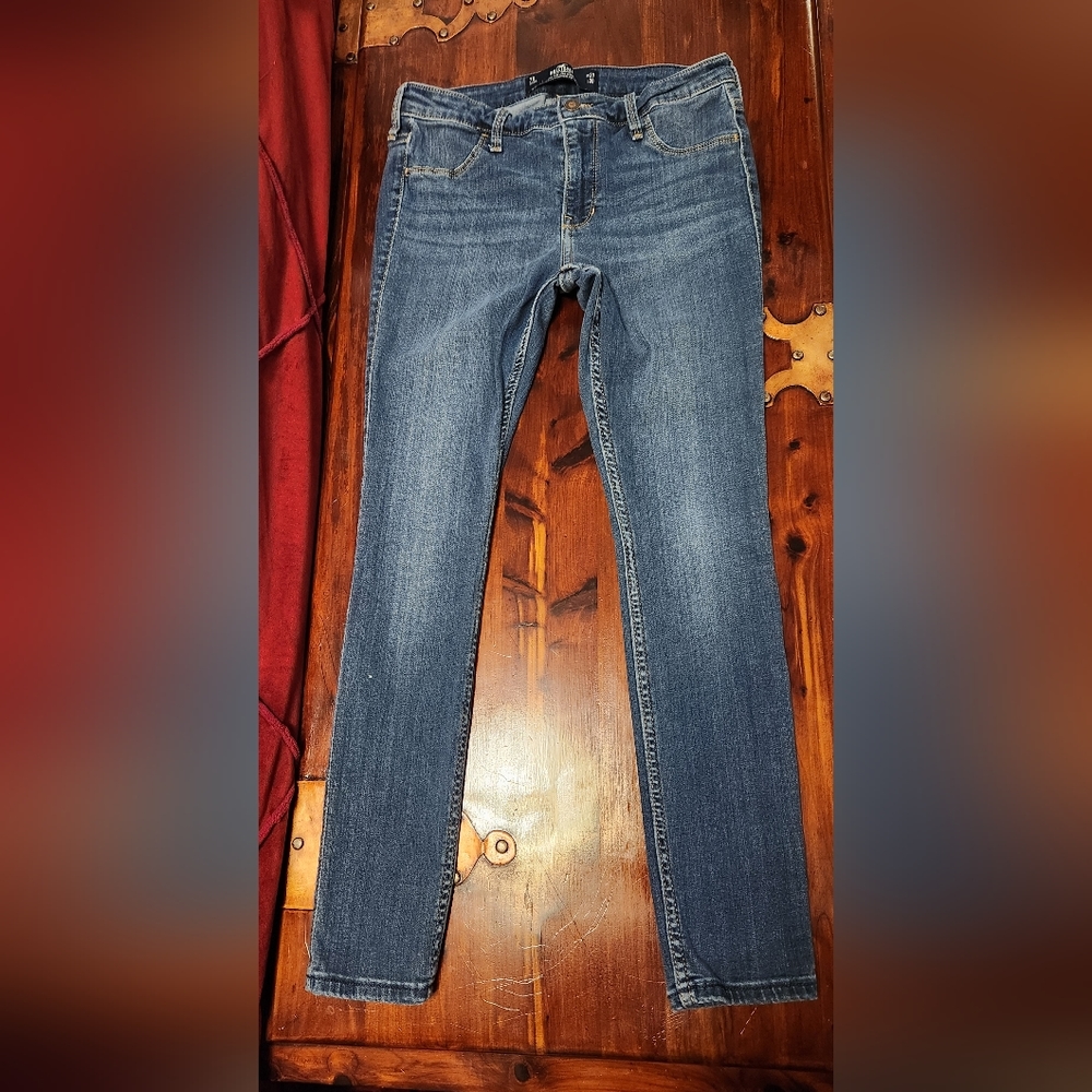 Hollister jeans